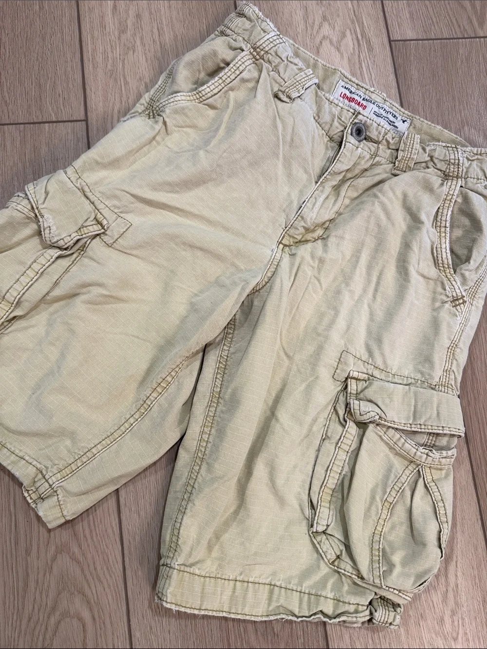Y2K 90s American Eagle Longboard Cargo Shorts Distressed Size 28